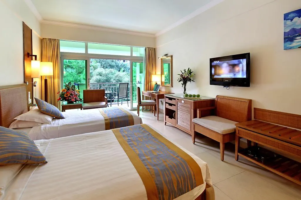 Landscape Beach Hotel Szanja
